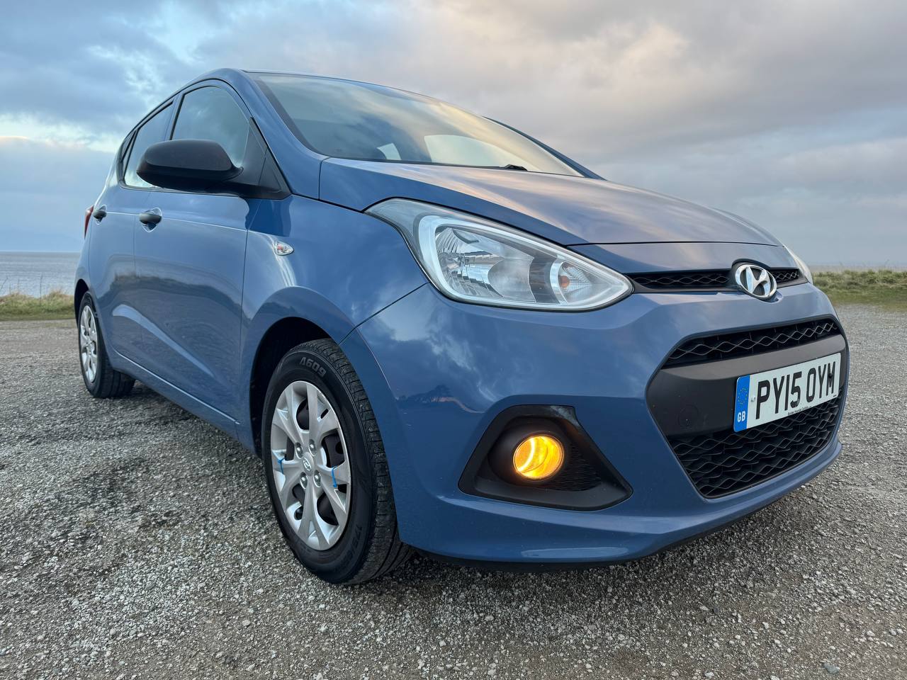 
								Hyundai i10 1.0 S full									