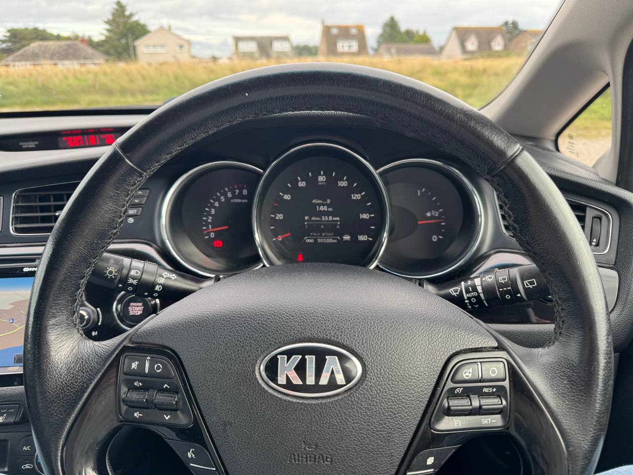 
								2013 Kia Ceed 1.6 GDI Ecodynamics 4, Hatchback, 5dr, Petrol, Manual, 91k Mileage, No Advisories, HPI Clear — LG13GFJ full									