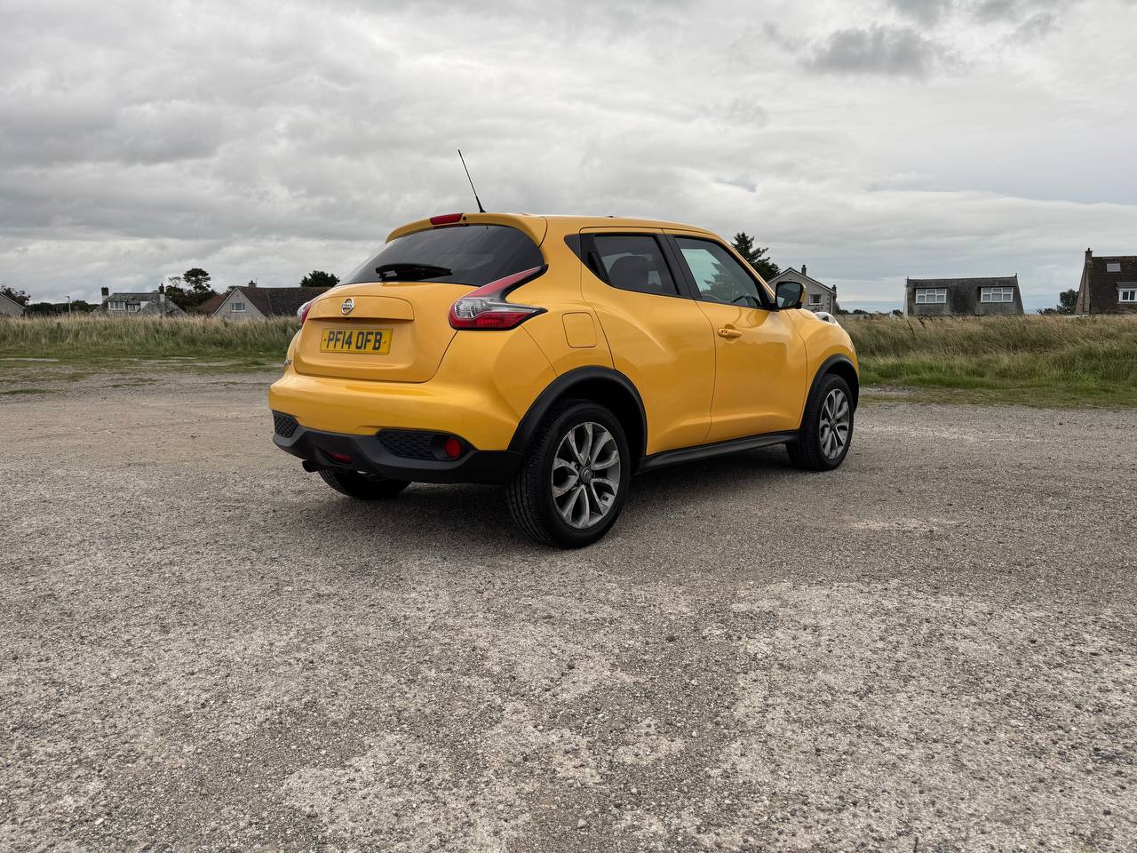 
								2014 Nissan Juke 1.2 DIG-T Tekna, SUV/Hatchback, 5dr, Petrol, Manual, 72k Mileage, No Advisories, HPI Clear — PF14OFB full									