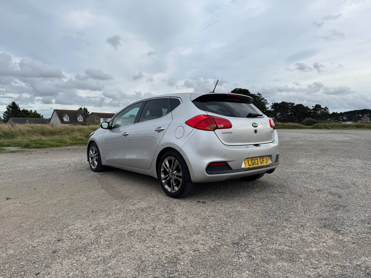 
								2013 Kia Ceed 1.6 GDI Ecodynamics 4, Hatchback, 5dr, Petrol, Manual, 91k Mileage, No Advisories, HPI Clear — LG13GFJ full									